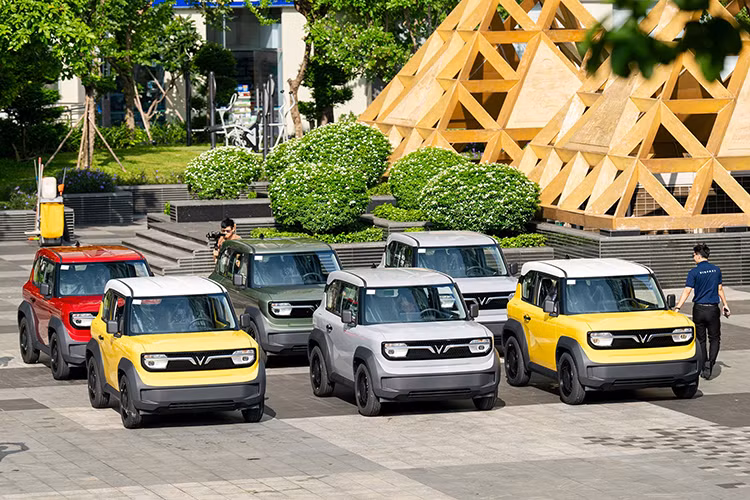 VinFast lap ky luc hon 16.000 oto dien trong thang 11/2024