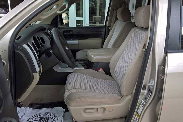 Để duy trì chiếc bán tải, ông Victor Sheppard rất chăm chỉ mang xe đi bảo dưỡng, tổng cộng ông đã mang xe đến trung tâm chăm sóc 117 lần để thay nhớt và kiểm tra tình trạng của xe.