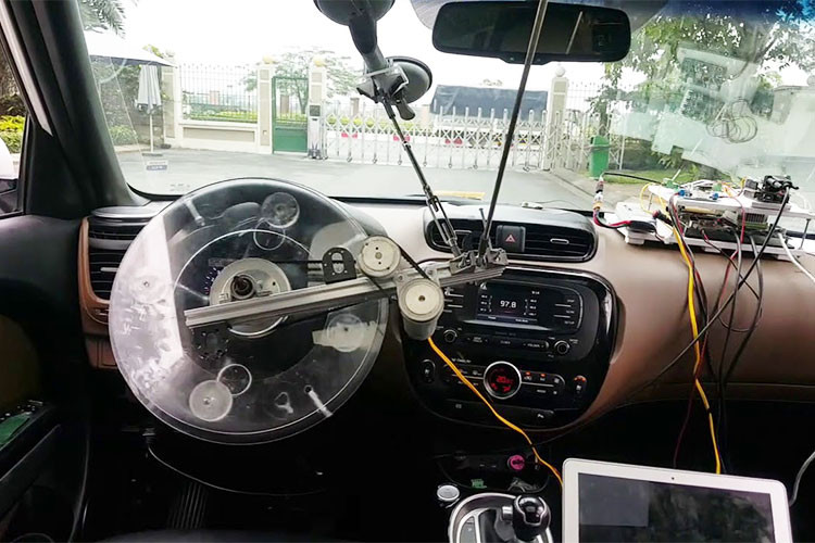 Mục tiêu của FPT là 2 - 3 năm tới chiếc xe tự lái này sẽ đạt cấp độ 3: cần có người lái xe trên xe, nhưng không bắt buộc phải theo dõi giám sát. Ở cấp độ 5, xe có khả năng thực hiện tất cả các chức năng lái xe trong mọi điều kiện. Người lái xe có thể tùy chọn để điều khiển xe.