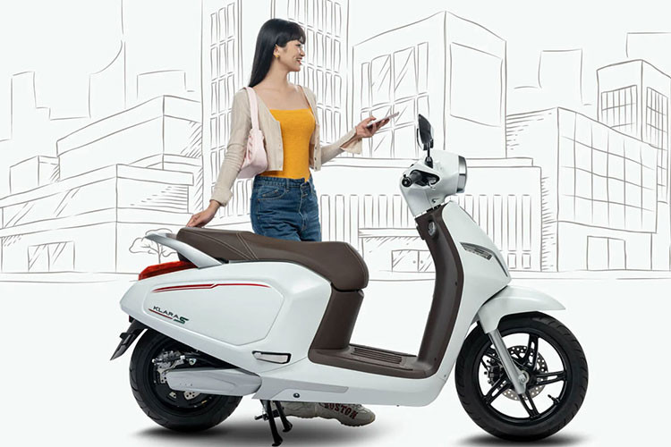 VinFast Klara S 2022 có full là 112 kg và yên xe cao 760 mm.