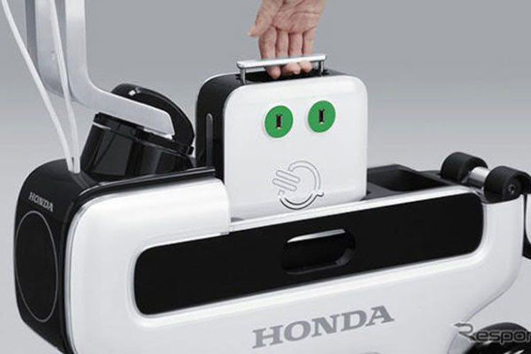 Cũng mới đây, hãng xe Nhật Bản đã công bố việc chuẩn bị cho ra mắt đến 4 mẫu xe điện từ nay đến năm 2024. Toàn bộ 4 mẫu xe này sẽ đều là những chiếc xe điện phù hợp với điều kiện đô thị một cách hoàn hảo.