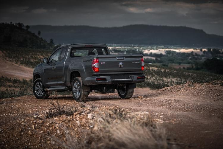 Mẫu xe bán tải MG Extender mới thực chất là sản phẩm được phát triển dựa trên nền tảng của dòng bán tải T60 mang thương hiệu Maxus từng được tập đoàn SAIC Motor giới thiệu tại Triển lãm ôtô Quảng Châu 2016, sau đó phân phối tại Úc, New Zealand và Malaysia vào tháng 7/2018.