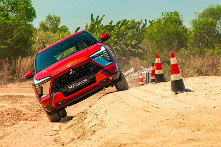 Mitsubishi Xforce 2024 tu 599 trieu dong co gi “dau” KIA Seltos?-Hinh-8