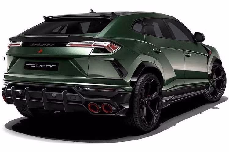 Để kết thúc bản độ, hãng nâng cấp xe tới từ Nga cũng đã lắp cho Urus bộ cánh khuếch tán khí động học dưới cản sau, cùng với các lựa chọn chụp ống xả thể thao. Theo TopCar, gói độ dành cho Urus hiện vẫn đang được hãng tiếp tục hoàn thiện để có thể cung cấp cho khách hàng ngay sau khi những chiếc xe đầu tiên được trao tay vào mùa xuân này.