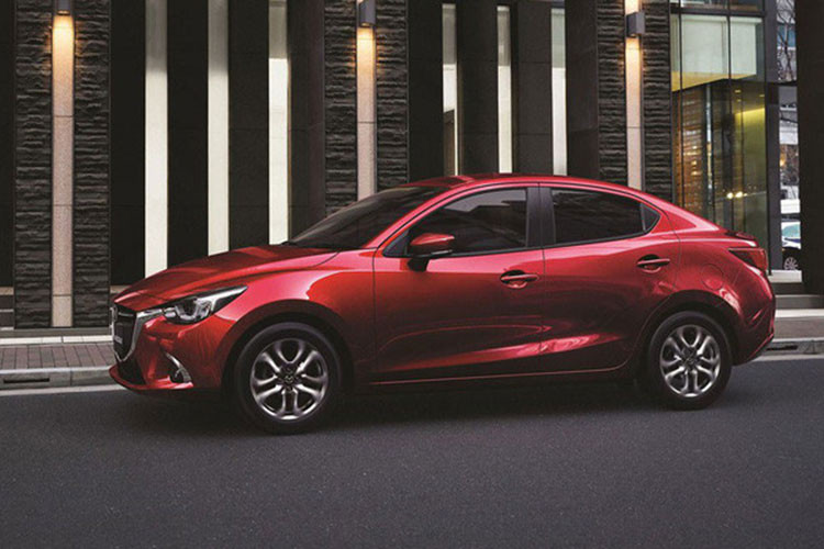 Kể từ năm 2015 đến nay, mẫu xe Mazda2 tại thị trường Việt Nam được nhà phân phối Thaco lắp ráp trong nước. Tuy nhiên, ở Mazda2 phiên bản 2018, nó sẽ về dưới dạng xe nhập khẩu nguyên chiếc từ Thái Lan.