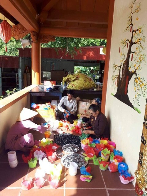 3 van hoa dang nhua tha xuong bien Cat Ba de 'bao ve moi truong'?-Hinh-5