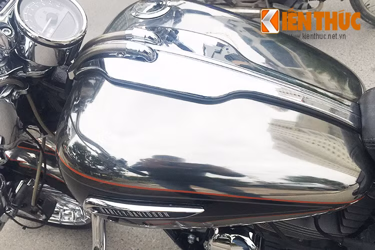 Ở phiên bản CVO 2014 này, theo thông số của nhà sản xuất - xe sử dụng hệ thống phun xăng điện tử ESPFI, với mức tiêu thụ nhiên liệu theo công bố của nhà sản xuất ở mức 5,5 lít/100km.