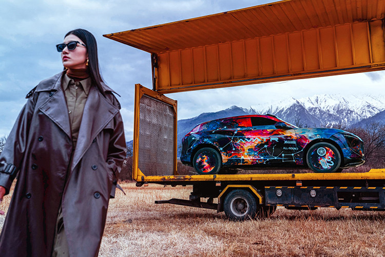 Thông tin ban đầu cho biết rằng, mẫu xe crossover Avatar 15 2025 chạy điện sẽ gia nhập thị trường Trung Quốc vào nửa cuối năm 2024 để cạnh tranh với Tesla Model Y. Avatr 15 sẽ có sẵn ở cả hai biến thể EREV và EV. Nó là một chiếc crossover fastback với kiểu dáng đẹp và một số tính năng đáng chú ý.