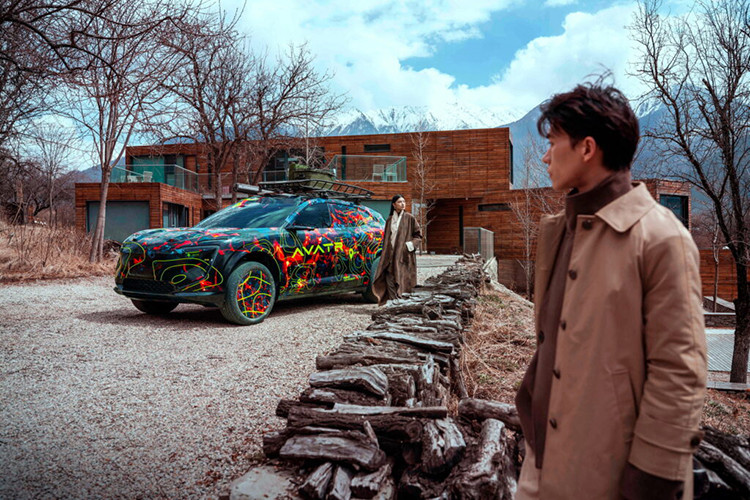 Như vậy, dòng xe Avatr hiện nay gồm có 3 mẫu là 11 xe SUV, 12 xe hatchback và 15 là crossover. Trước đóp, mẫu xe crossover điện Avatar 15 đã được nhìn thấy nhiều lần ở Trung Quốc trong các cuộc thử nghiệm trên đường. Và bây giờ, Avatr mới chia sẻ hình ảnh chính thức của mẫu xe này.