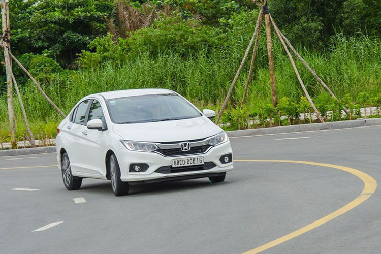 Có mức tăng trưởng so với cùng kỳ khá cao (25,6%) chính là mẫu xe sedan Honda City với doanh số 610 xe. Như vậy với sự góp mặt của City, Honda Việt Nam đã có hai mẫu xe trong top xe bán chạy tháng 2/2019.