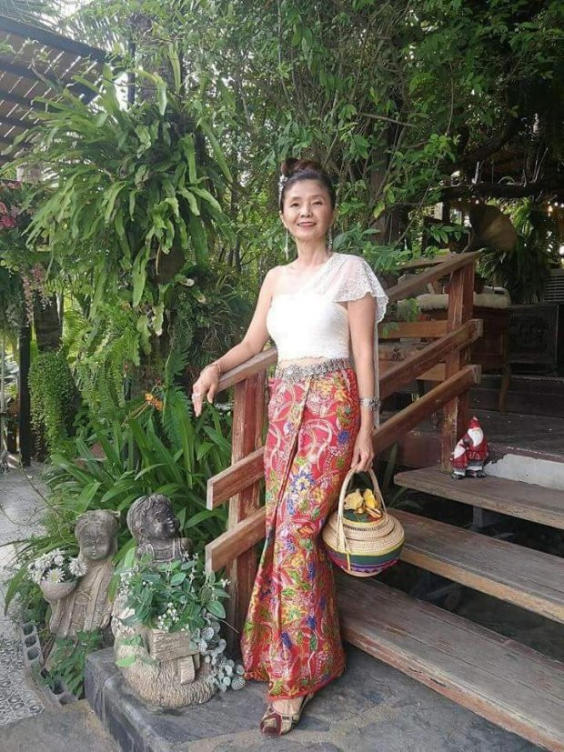 Ngoài vóc dáng, làn da việc tự tin, yêu bản thân và không ngại thử nghiệm những gì mình thích còn là cách giúp Sopit luôn tươi tắn, lạc quan.