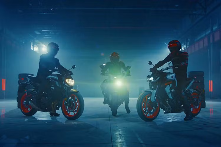 Đã hơn 5 năm kể từ khi hãng xe máy đình đám Nhật Bản đưa vào thị trường dòng xe môtô naked-bike Yamaha MT, đây là dòng xe đã làm thay đổi cục diện của cuộc cạnh tranh "siêu naked-bike" trên toàn thế giới.