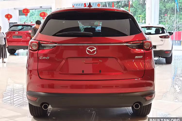 Theotrang tin Paultan cho hay, Mazda CX-8 được giới thiệu tại Malaysia là bản xem trước và chưa được ra mắt chính thức tại quốc gia này. Trên thực tế, Mazda tại Malaysia hiện đang bán gần như đầy đủ các mẫu crossover như: CX-3, CX-5, CX-9 và sắp tới sẽ có thêm CX-8.