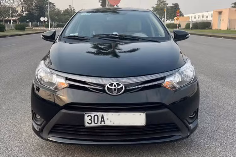 Với mức giá xe Toyota Vios 2014 đang được rao bán với mức giá chỉ 192 triệu đồng trong bài viết này, đây được xem là phù hợp với những người mới lần đầu sở hữu ôtô (đặc biệt là bằng lái B2 số sàn) mà không quá lo lắng về chi phí mua xe mới, nhưng lại có một chiếc xe thương hiệu Nhật bản bền bỉ và giữ giá.