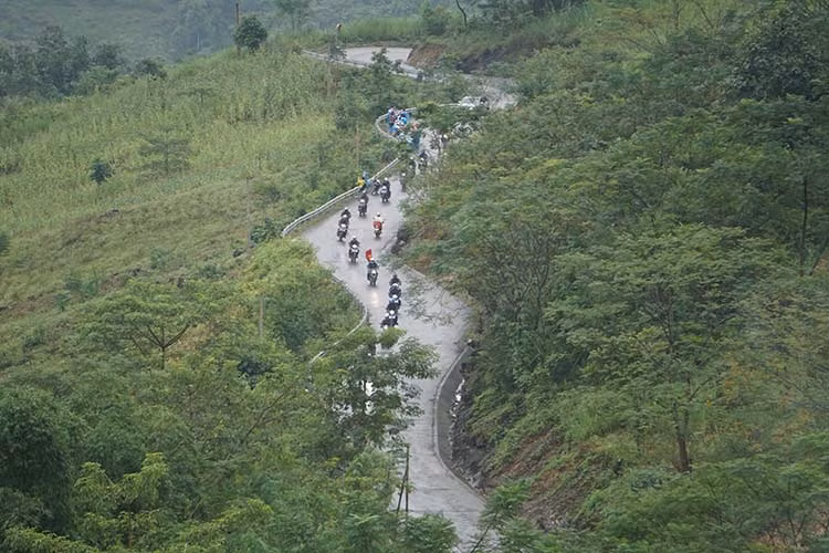 Theo nhiều thành viên và cũng là những người tiêu dùng vừa sở hữu dòng xe này cho hay, "Hành trình này không chỉ là cơ hội cho 20 thành viên có dịp thử thách bản lĩnh di chuyển liên tục suốt hơn 10 ngày trên "chiến mã" Yamaha Exciter mới, mà còn giúp chúng tôi hiểu và thêm yêu hơn vẻ đẹp, đất nước con người Việt Nam. Bên cạnh đó tìm hiểu thêm về chiếc xe mới mà mình đang sử dụng".