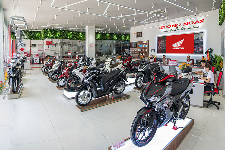 Honda Viet Nam phuc hoi san xuat, gia xe may ha nhiet chong mat