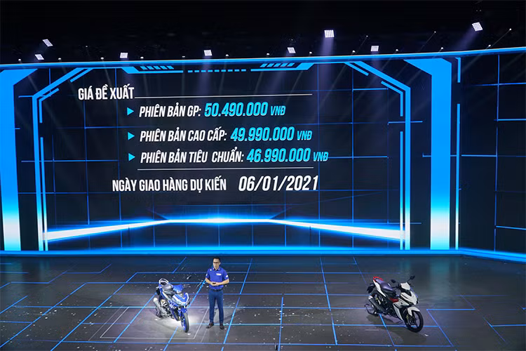 Với hàng loạt công nghệ và thiết kế mới nhưng giá đề xuất của Exciter 155 VVA chỉ tương đương phiên bản 150, khiến cho mẫu xe này vượt trội về sự hấp dẫn. Gần như chắc chắn, giá Exciter 150 sẽ giảm trong tương lai gần. Có thể nói, sự xuất hiện của Exciter 155 sẽ giúp khách hàng có thêm lựa chọn mới khi mua xe côn tay, đồng thời góp phần giúp cuộc đua thị phần ở phân khúc này ngày càng kịch tính, hấp dẫn.