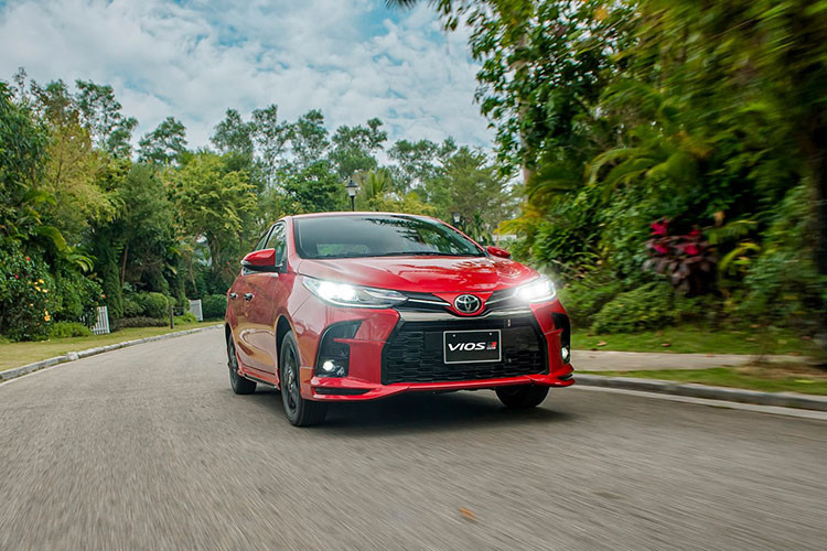Toyota Vios bat ngo 