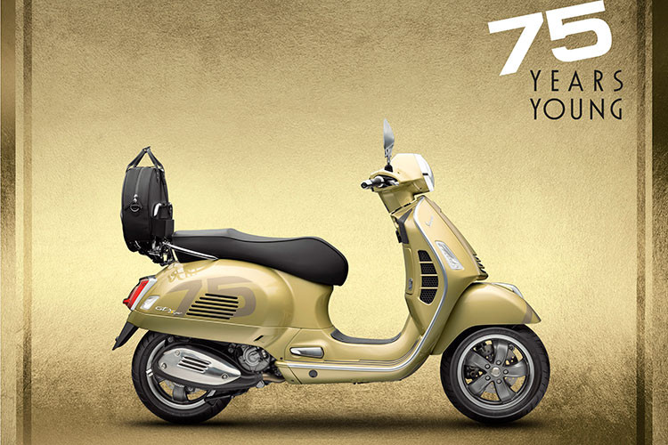 Mức giá xe Vespa Primavera 125cc 75 và Vespa GTS 75th 300cc đặc biệt tại thị trường Việt nam được công bố chính hãng tương ứng cho hai phiên bản là 112 và 179 triệu đồng.