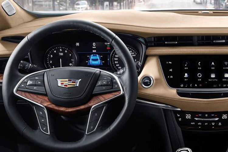 Ngoài ra, Cadillac XT5 2020 cũng sẽ có dàn âm thanh Bose 14 loa hiện đại và hàng ghế sau nâng cấp, có thể trượt lên/xuống tới 140mm.