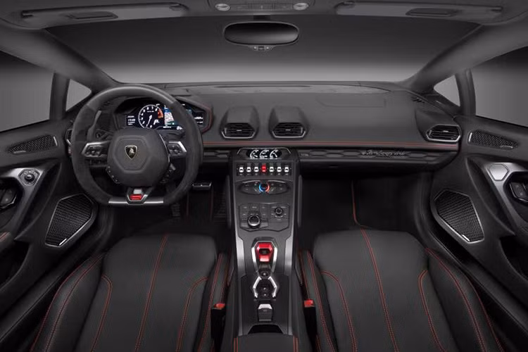 Khối lượng phân bố 40% cho phần phía trước và 60% cho phần phía sau là tương đối lý tưởng cho một chiếc xe dẫn động cầu sau.