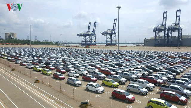 Dự kiến, lô xe này sẽ bán ra thị trường khoảng cuối tháng 7 hoặc sang tháng 8/2018 sau khi phải mất thời gian kiểm định và các thủ tục liên quan khác.