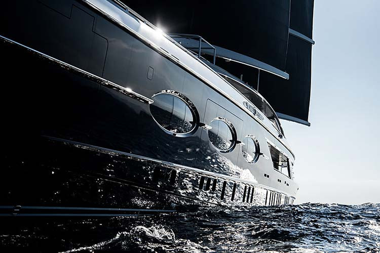 Thông qua một số nguồn tin, ta có thể biết một vài chi tiết, nhưng trọng tâm chính là thử thách để chế tạo nên nó. Bởi hầu hết mọi thứ trên Black Pearl đều chưa từng được làm bao giờ, quá trình chế tạo nó là một thử thách thực sự.