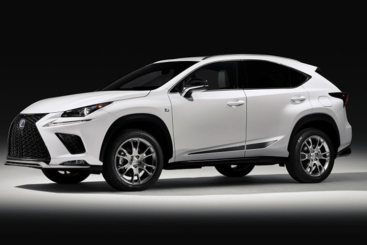 Được xây dựng dựa trên biến thể xe sang Lexus NX 300 F Sport, cái tên Black Line khiến nhiều người nghĩ rằng nó sẽ sở hữu một thân xe phủ đen huyền bí, thế nhưng trên thực tế thì mẫu xe này có thể được hoàn thiện trong màu Obsidian, Atomic Silver, hoặc Ultra White độc quyền.