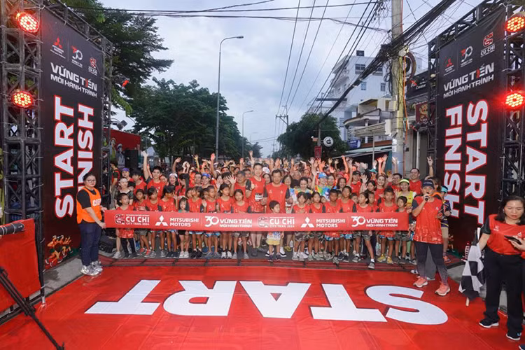 Mitsubishi Motors Vietnam - 30 nam 