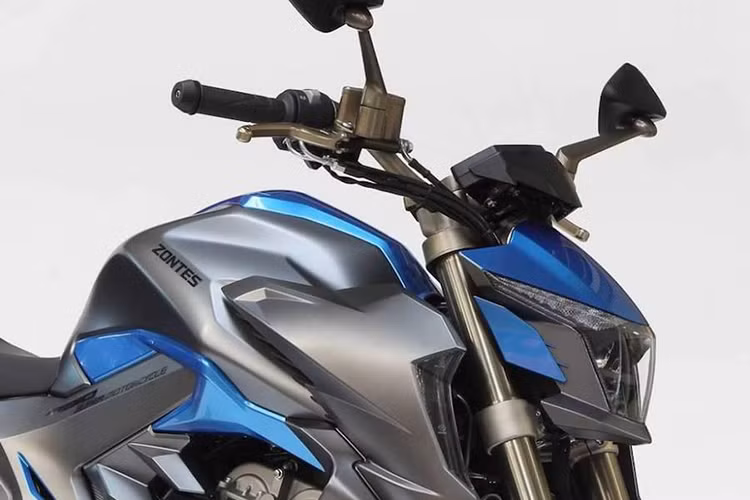 Theo thông tin từ nhà sản xuất xe máy Zontes, bộ đôi xe môtô mới này của hãng đều sử dụng hệ thống phanh an toàn ABS của Bosch. Ngoài ra, đèn pha LED và phuộc hành trình ngược USD cũng được trang bị.
