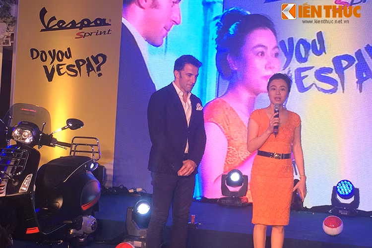 Cuối chương trình sau mức giá khởi điểm đầu tiên là 75 triệu, chiếc Vespa Sprint-Del Piero đã đạt được kỷ lục khi "chốt" giá 350 triệu đồng. Chủ nhận mới của chiếc xe là chị Phương đại diện Topcom Hà Nội.