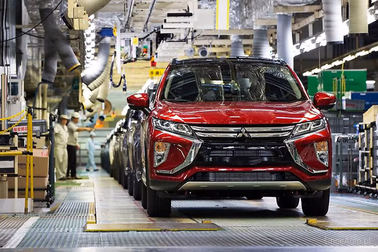 Mitsubishi Xpander the he moi se 