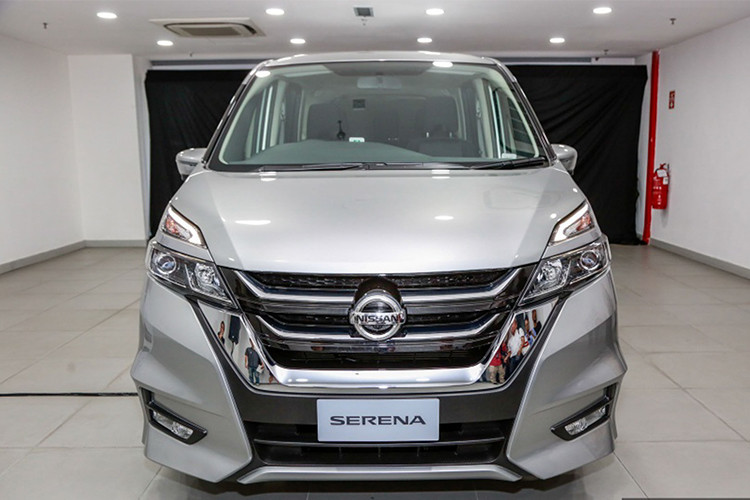 Mẫu xe này hiện tại chưa có giá bán chính thức, nhưng theo Paultan Serena 2018 sẽ có giá bán dưới 140.000 RM (khoảng 818 triệu đồng).