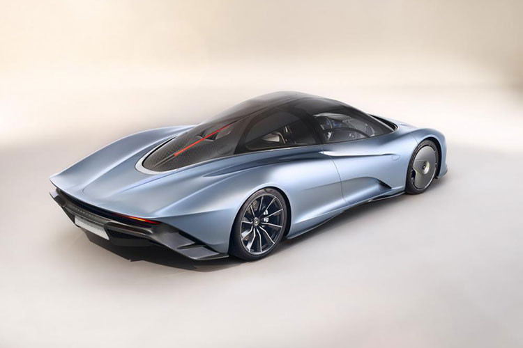 Đáng tiếc là chỉ có đúng 106 chiếc McLaren Speedtail được xuất xưởng và hiện đều đã có chủ. Khi mua xe, khách hàng được thoải mái chọn lựa trang bị để đảm bảo không có 2 chiếc McLaren Speedtail nào giống hệt nhau.