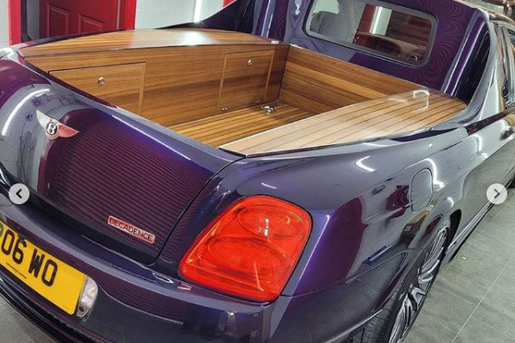 Bên dưới nắp capo vẫn là khối động cơ W12 twin-turbo dung tích 6.0L. So với phiên bản tiêu chuẩn có công suất 560 mã lực, mẫu bán tải có công suất lên đến 592 mã lực. Mô-men xoắn cũng được nâng cấp từ 650 Nm lên mức 864 Nm. Đây có thể được xem là một trong những chiếc bán tải mạnh nhất trên thế giới.