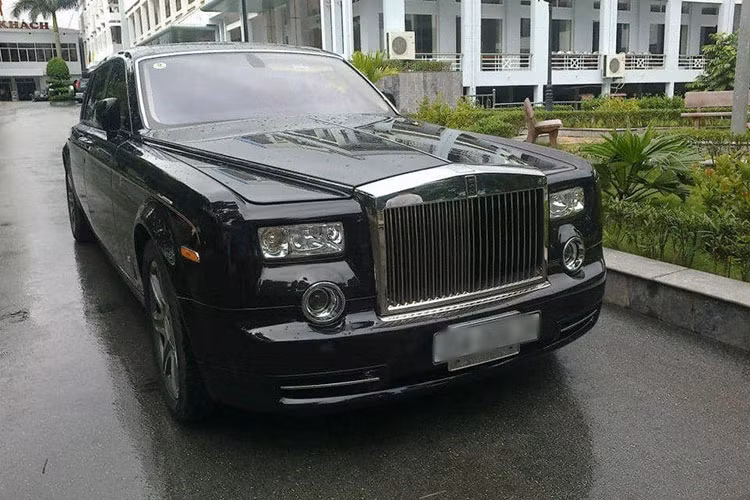 Chu tich Tan Hoang Minh tung 