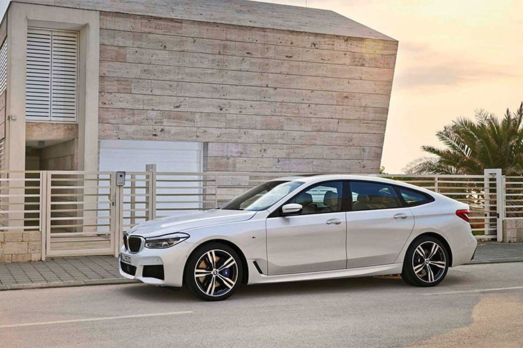 Động cơ dung tích 2.0L tăng áp (turbodiesel) cho công suất tối đa 190 mã lực tại vòng tua từ 4.000 v/p và mô-men xoắn cực đại 400Nm có thể đạt được từ vòng tua 1.750 v/p. Sức mạnh được truyền xuống cầu sau (RWD; tiêu chuẩn) qua hộp số tự động 8 cấp Steptronic.