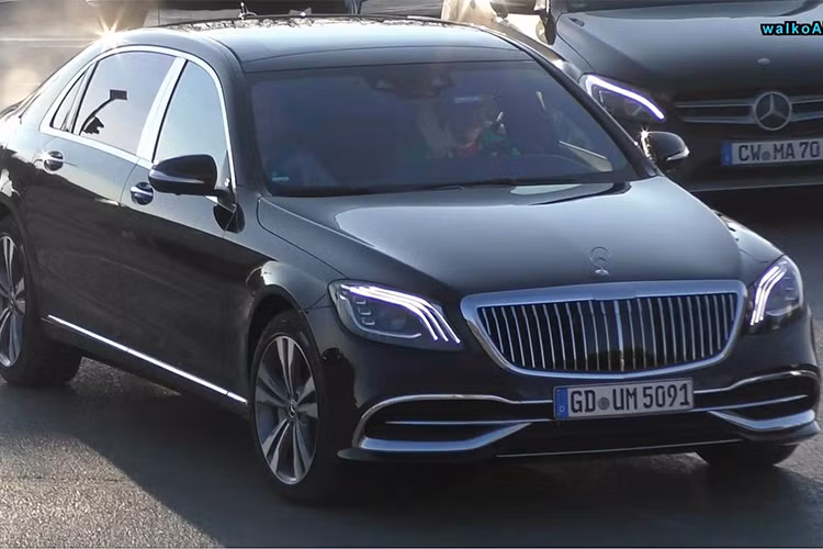 Tại triển lãm Geneva Motor Show 2018 vào đầu tháng 3 tới đây, siêu xe sang Mercedes-Maybach S-Class 2019 sẽ được chính thức trưng bày lần đầu trước công chúng. Tại thị trường Mỹ, cả 2 phiên bản của chiếc xe sẽ bắt đầu được bán ra vào cuối mùa hè năm nay.