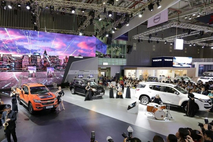 Trien lam oto Viet Nam 2021 nguy co cao bi huy vi COVID-19-Hinh-2