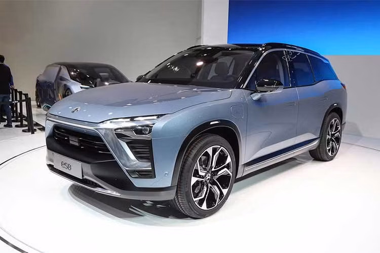 Nio ES8 là mẫu SUV 7 chỗ của thương hiệu xe điện Trung Quốc, nó dự định sẽ có mặt vào đầu năm 2018 và dự định sẽ là mẫu xe bán chạy nhất.