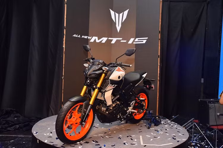 Được chốt giá tại thị trường Thái Lan vào khoảng 98.500 Baht tương đường với 70 triệu đồng thì tại Việt Nam, mẫu xe này sẽ có mức giá khoảng 80 triệu đồng và sẽ là chiếc xe mới nhất trong làng naked-bike cỡ nhỏ của Yamaha tại Việt Nam.