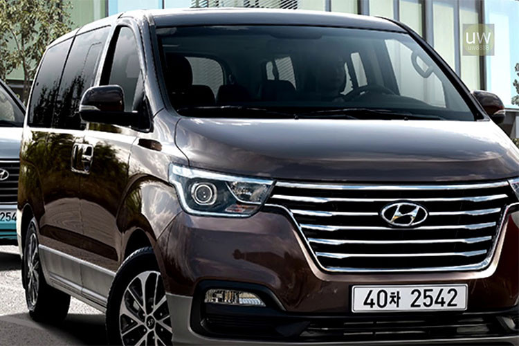 Cũng giống phiên bản 11 chỗ từng ra mắt tại thị trường Đông Nam Á cách đây không lâu, mẫu xe Hyundai Grand Starex mới sở hữu kích thước và chiều dài tương tự là 5.150mm dài, 1,920mm rộng và 1.925mm cao.
