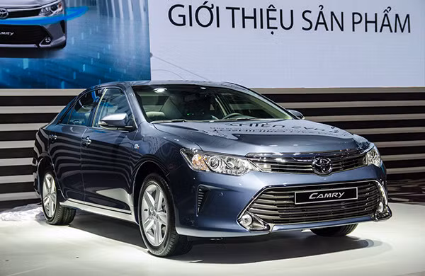 Doanh so Toyota tai Viet Nam giam manh trong thang 10-Hinh-3