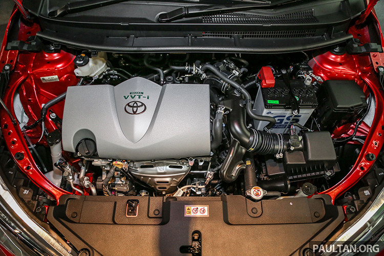 Trên bản E và G được bổ sung thêm những trang bị hiện đại hơn như hệ thống phát hiện điểm mù hay cảnh báo phương tiện cắt ngang khi lùi. Đặc biệt phải kể tới sự xuất hiện của camera 360 độ và đầu ghi video kỹ thuật số - một trang bị rất hiếm hoi trong phân khúc và Toyota Vios 2019 tại Malaysia đã làm được.