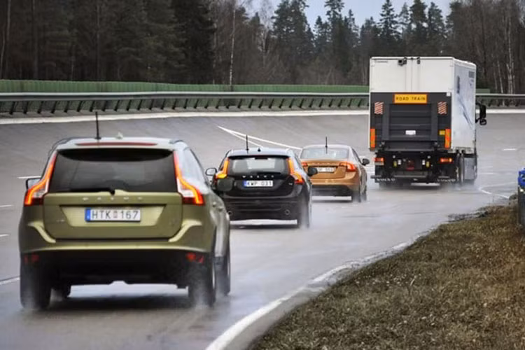 Nhung sai lam pho bien cua tai xe xe con khi lai canh oto tai