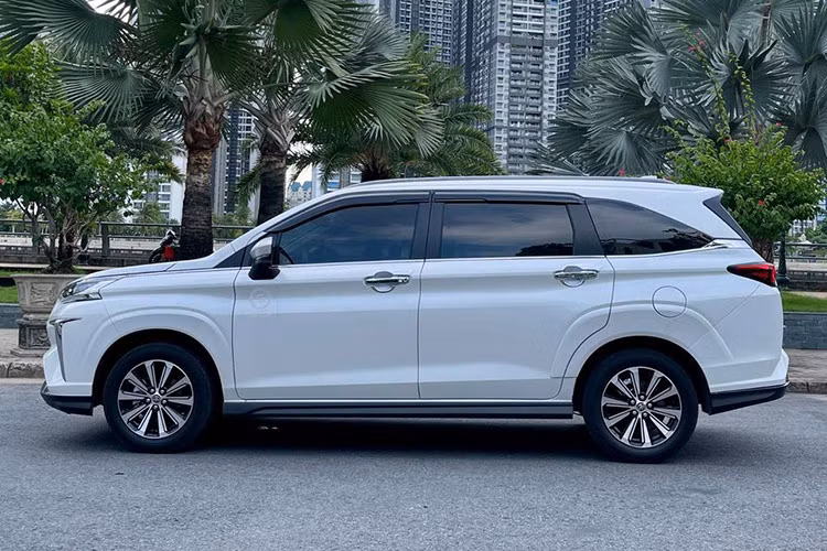 Mức giá mà chủ nhân mong muốn là 62x triệu đồng. Theo nguồn tin tìm hiểu được, con số còn khuyết này chính là số 0. Nếu giá xe Toyota Veloz Cross CVT 2024 trong bài viết chính xác ở mức 620 triệu đồng thì khoản lỗ mà chủ nhân phải chịu lên tới hơn 100 triệu đồng cho quãng đường lăn bánh chưa đầy 30 km.