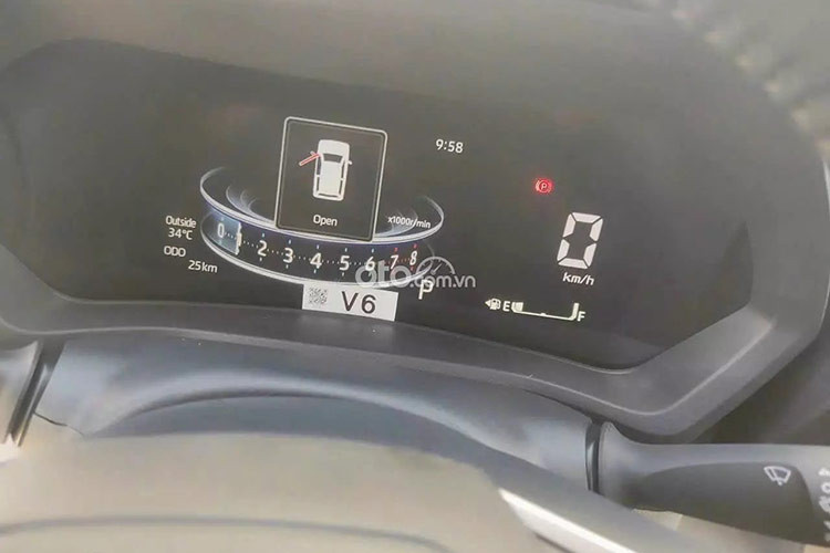 Kết thúc 5 tháng của năm 2024, đã có tất cả 2.097 chiếc Veloz Cross bàn giao tới tay khách hàng, đứng thứ 2 toàn đội, chỉ sau Mitsubishi Xpander. Sức hút của Toyota Veloz Cross đến từ thiết kế trẻ trung, cá tính, mang phong cách SUV, phù hợp với tệp khách hàng trẻ. 