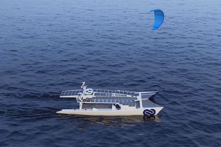 Các hãng xe đang chay theo xu hướng xe xanh và thân thiện với môi trường. Ngoài động cơ điện, động cơ hydrogen cũng là một sự lựa chọn tốt. Tuy nhiên, không chỉ tập trung vào xe con, Toyota còn đang phát triển một dự án lớn hơn về cả nghĩa đen lẫn nghĩa bóng. Hãng này quyết định đóng tàu Toyota hydrogen đầu tiên.