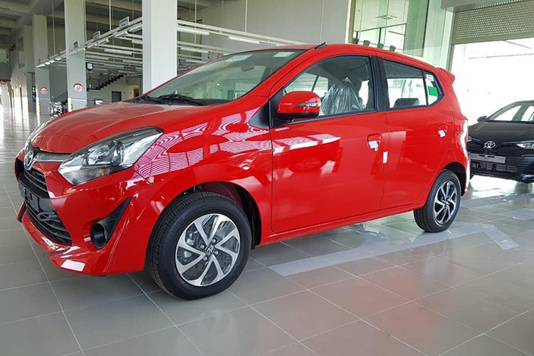 Sắp tới, Toyota Wigo còn phải đón nhận thêm một đối thủ đáng gờm mới đến từ hãng xe Nhật là Honda Brio (dự kiến ra mắt vào tháng 4 tới) và Vinfast Fadil chuẩn bị ra mắt. Sự góp mặt của hai mẫu xe này sẽ gia tăng thêm sức ép với Toyota Wigo và khiến cuộc đua trong phân khúc xe hạng A nóng hơn bao giờ hết.