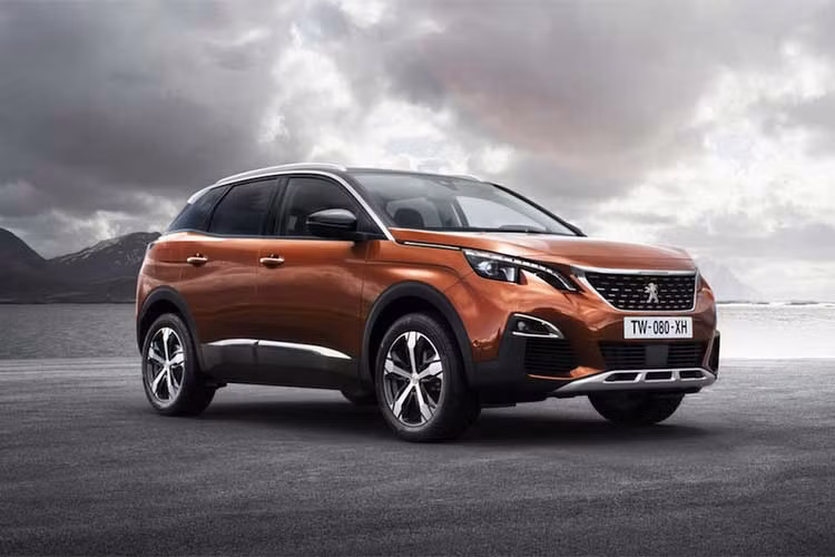 Peugeot 4008 sẽ mang phong cách thiết kế cũng như được xây dựng trên nền tảng của tập đoàn PSA, tương tự đang sử dụng trên những chiếc 3008 và 5008. Mặc dù sử dụng chung nền tảng nhưng Peugeot sẽ tinh chỉnh khung gầm và một số chi tiết trên 4008 để tạo ra một trải nghiệm lái xe thú vị hơn cũng như xử lý các tình huống tốt hơn.